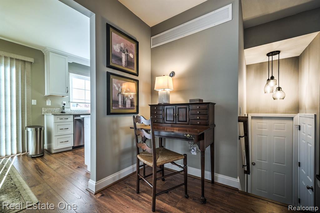 1427 Lantern Lane, Unit 35 Rochester Hills, MI 48306 - Photo 15 of 55