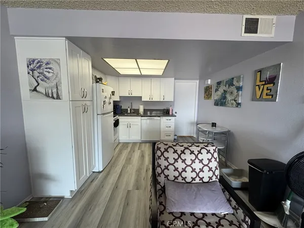 $1,500 | 9647 Spyglass Avenue, Unit 18, Desert Hot Springs, CA 92240