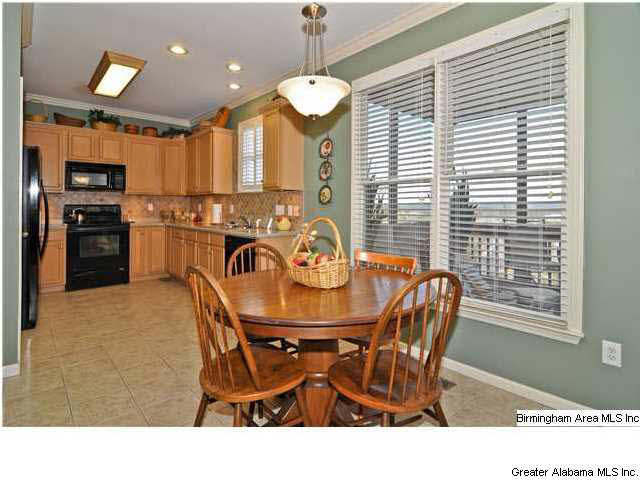 6405 Ridge View Circle Bessemer, AL 35022 - Photo 4 of 16
