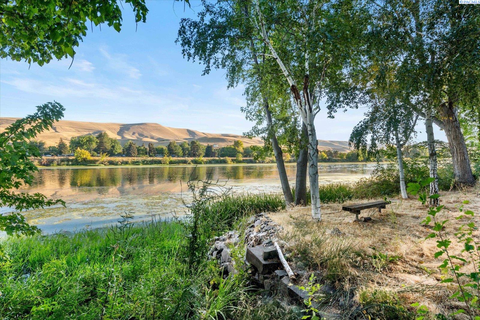 9104 South Moore Road Prosser, WA 99350 - Photo 8 of 50 Gallery Image 8