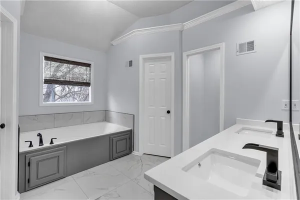$554,900 | 14030 West 130th Terrace, Olathe, KS 66062