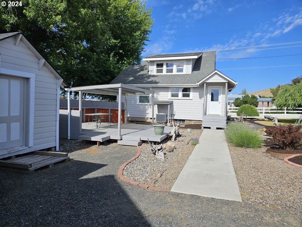 160 Heisler Street Dufur, OR 97021 - Photo 18 of 20 Gallery Image 18