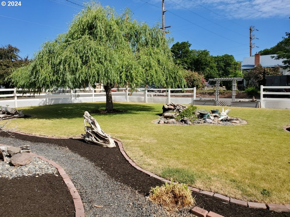 160 Heisler Street Dufur, OR 97021 - Photo 4 of 20 Gallery Image 4