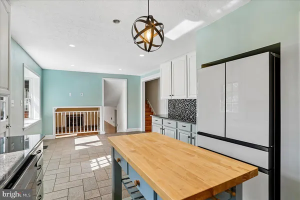 $750,000 | 16617 Killdeer Drive, Rockville, MD 20855