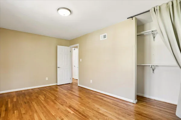 $750,000 | 16617 Killdeer Drive, Rockville, MD 20855