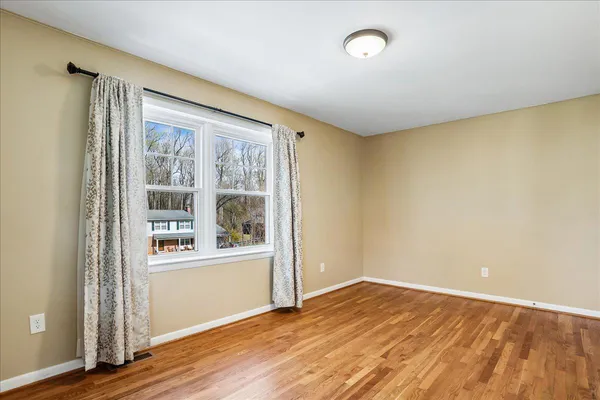 $750,000 | 16617 Killdeer Drive, Rockville, MD 20855