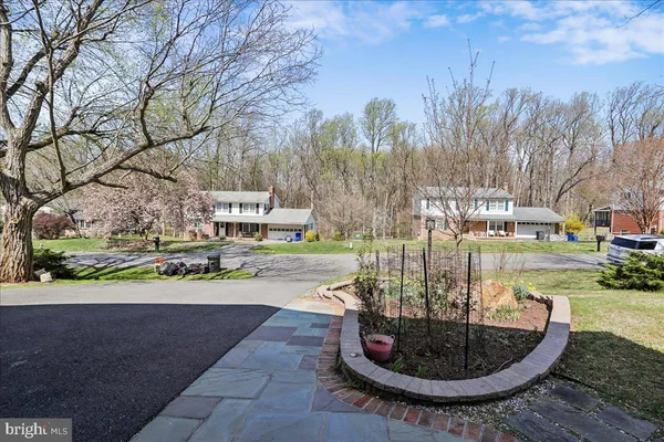 $750,000 | 16617 Killdeer Drive, Rockville, MD 20855