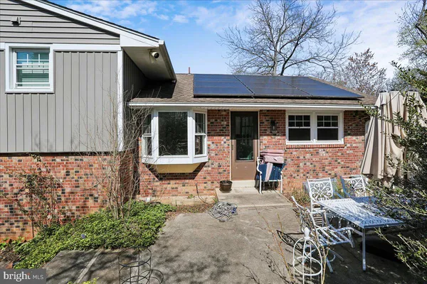 $750,000 | 16617 Killdeer Drive, Rockville, MD 20855