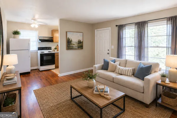 $1,125 | 2982 Pearl Street, East Point, GA 30344
