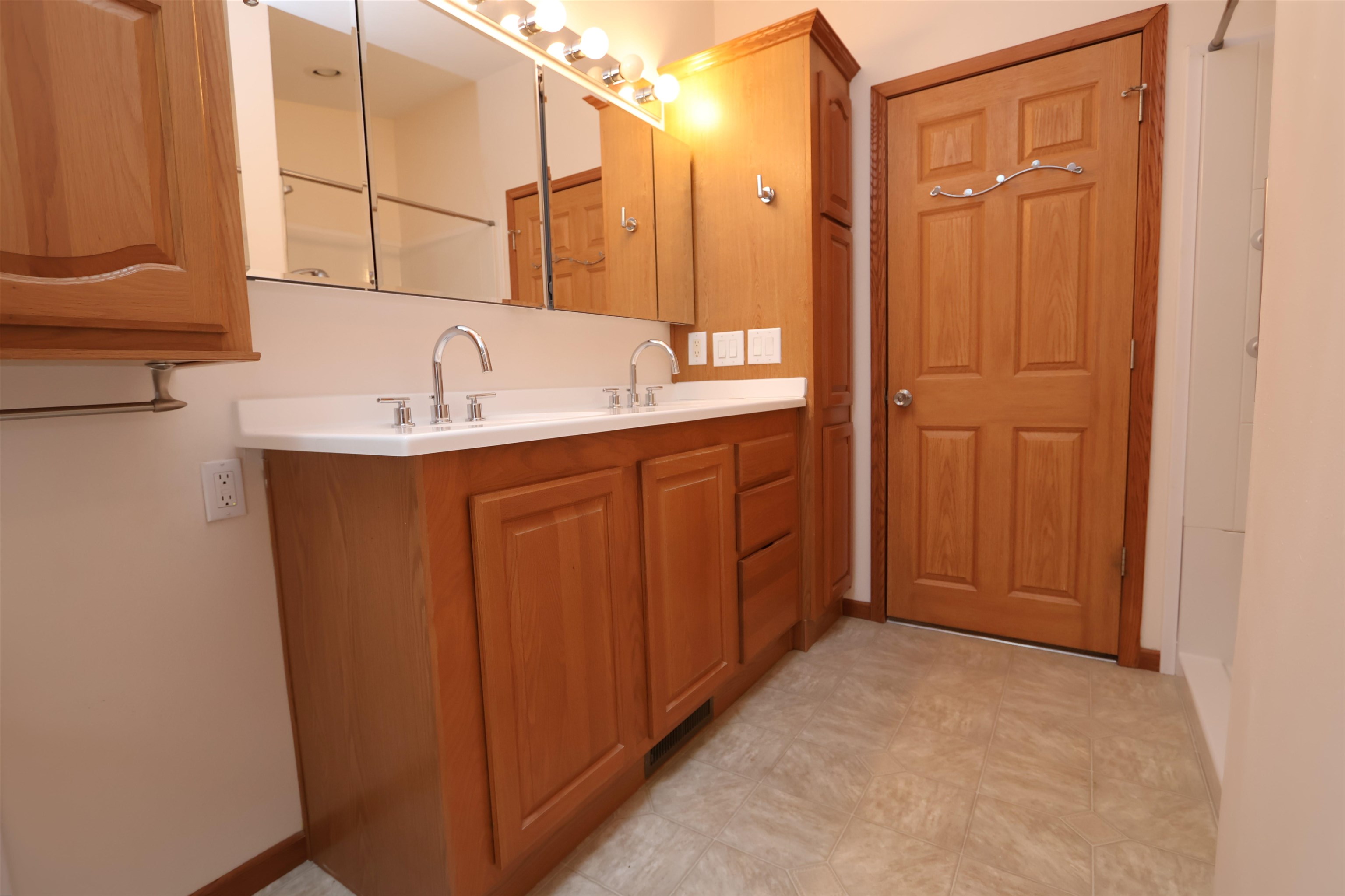 20 Kirkwood Road Hooksett, NH 03106 - Photo 17 of 26