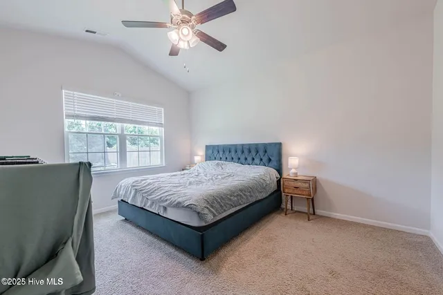 $2,300 | 608 Ava Street, New Bern, NC 28560