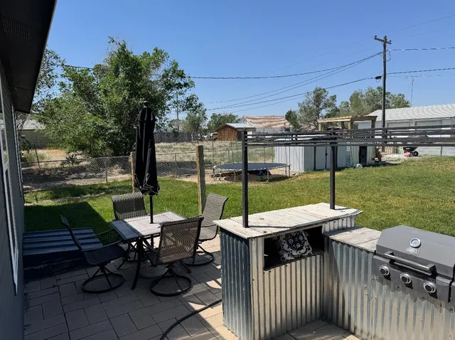 $415,151 | 515 Oak Street, Shoshoni, WY 82649