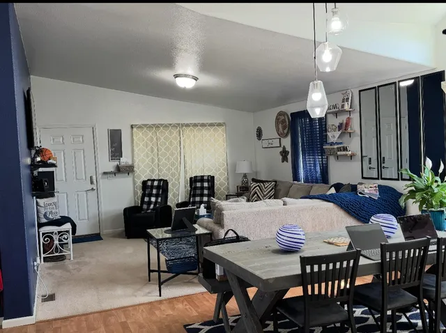 $415,151 | 515 Oak Street, Shoshoni, WY 82649