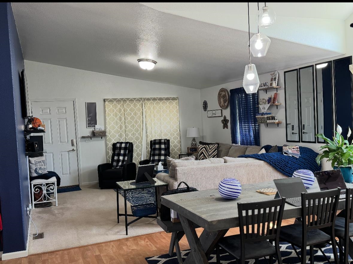 515 Oak Street Shoshoni, WY 82649 - Photo 2 of 17