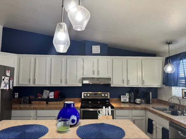 $415,151 | 515 Oak Street, Shoshoni, WY 82649