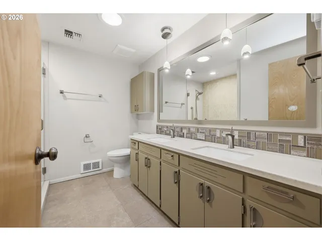 $679,900 | 1890 Taylor Street, Eugene, OR 97405