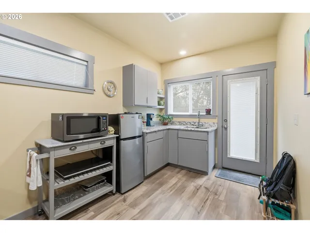 $679,900 | 1890 Taylor Street, Eugene, OR 97405