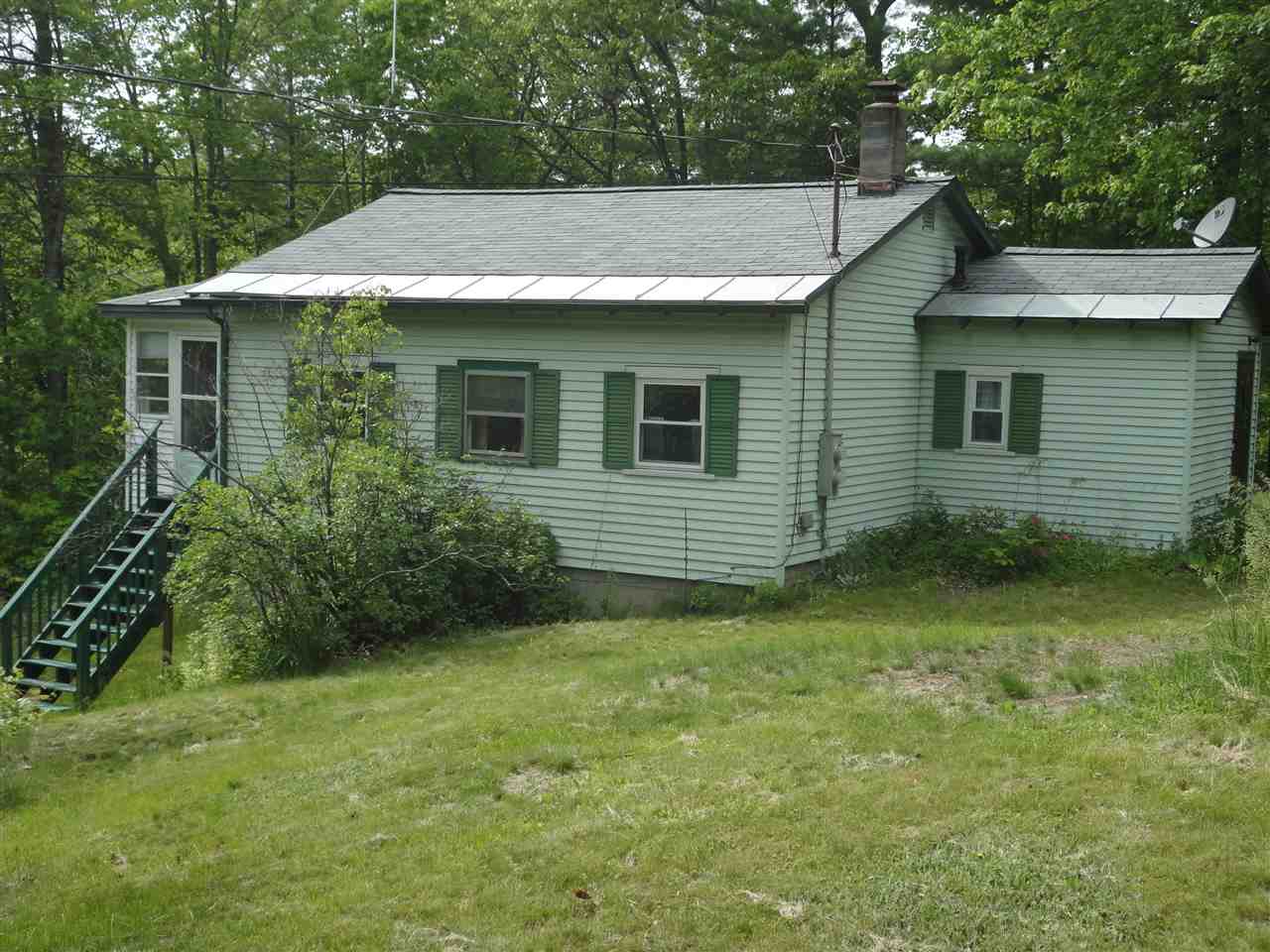 7 Sewell Road Rochester, NH 03868 - Photo 3 of 23