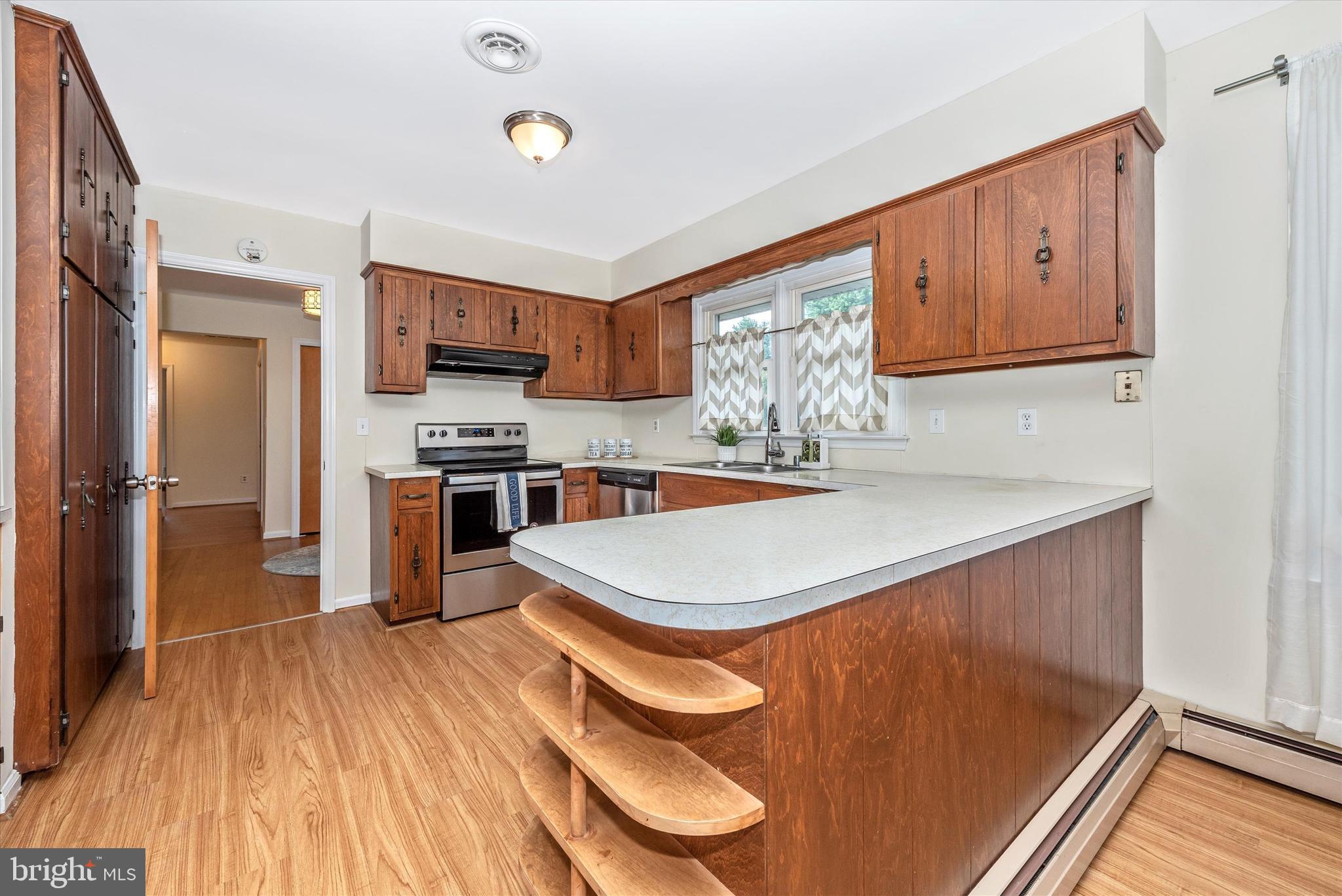 16412 Old Frederick Road Mount Airy, MD 21771 - Photo 15 of 46 Gallery Image 15