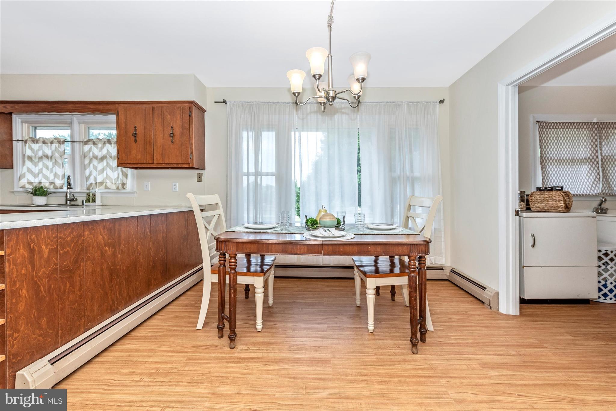 16412 Old Frederick Road Mount Airy, MD 21771 - Photo 16 of 46 Separate dining area