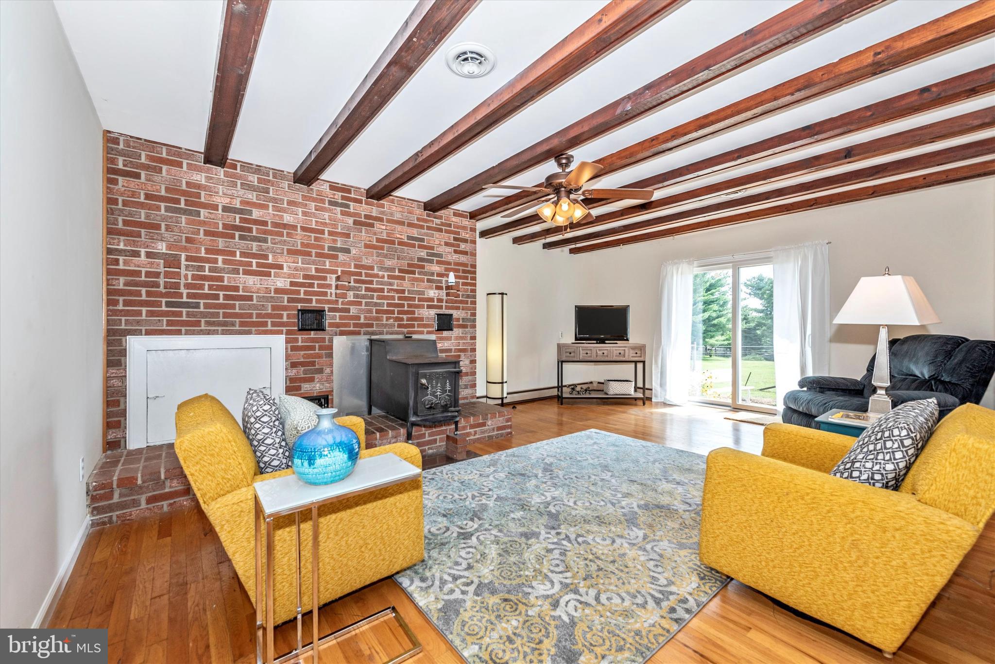 16412 Old Frederick Road Mount Airy, MD 21771 - Photo 19 of 46 Family room off kitchen with out to rear patio