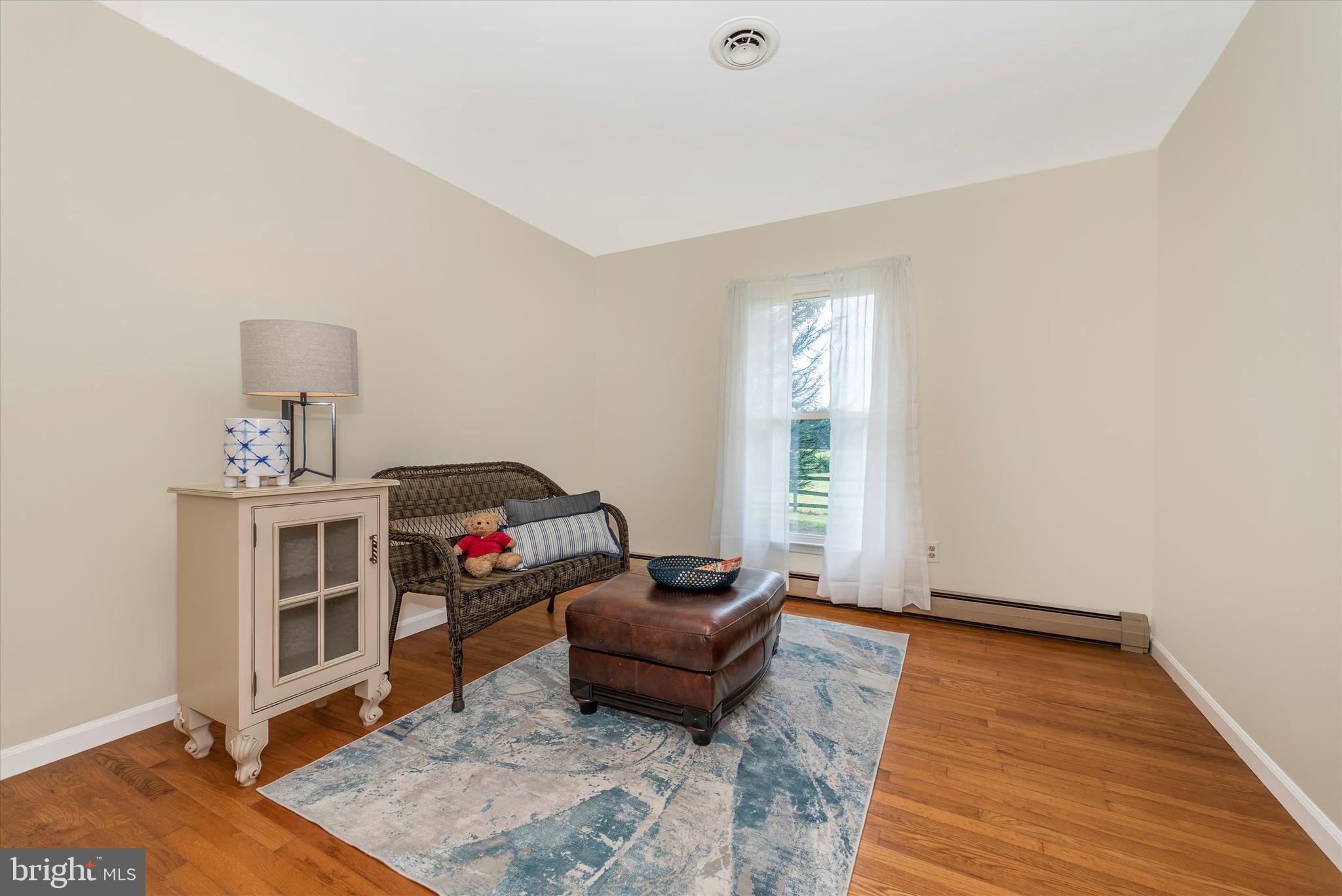 16412 Old Frederick Road Mount Airy, MD 21771 - Photo 30 of 46 3rd bedroom