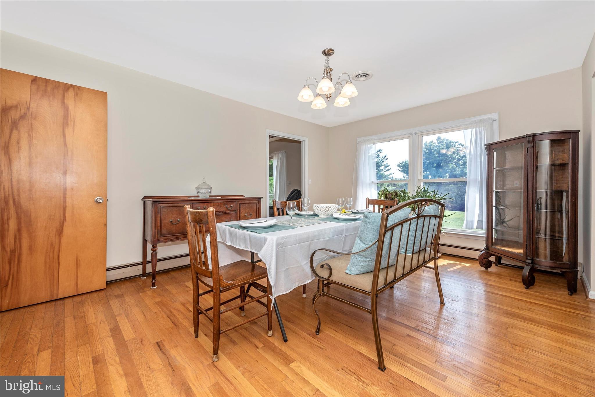 16412 Old Frederick Road Mount Airy, MD 21771 - Photo 10 of 46 Spacious formal dining room