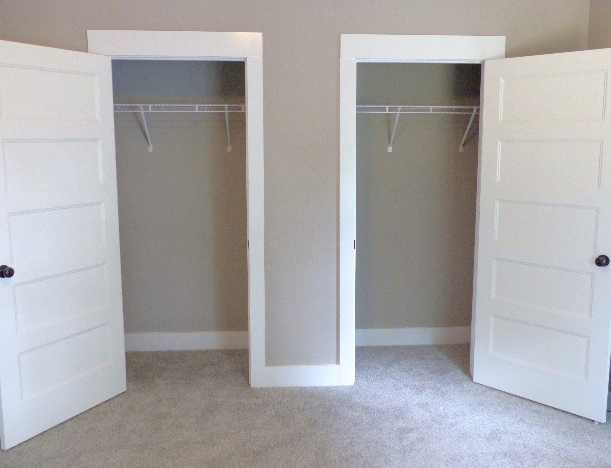 2955 Friendship Road Cross Plains, TN 37049 - Photo 8 of 12 an empty room with closet and closet