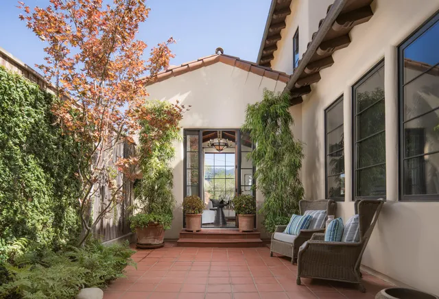 $3,995,000 | 905 Laguna Street, Santa Barbara, CA 93101