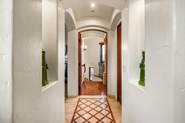 $3,995,000 | 905 Laguna Street, Santa Barbara, CA 93101