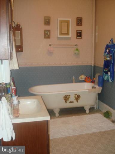 10225 Old Court Road Woodstock, MD 21163 - Photo 12 of 29 Bath #1