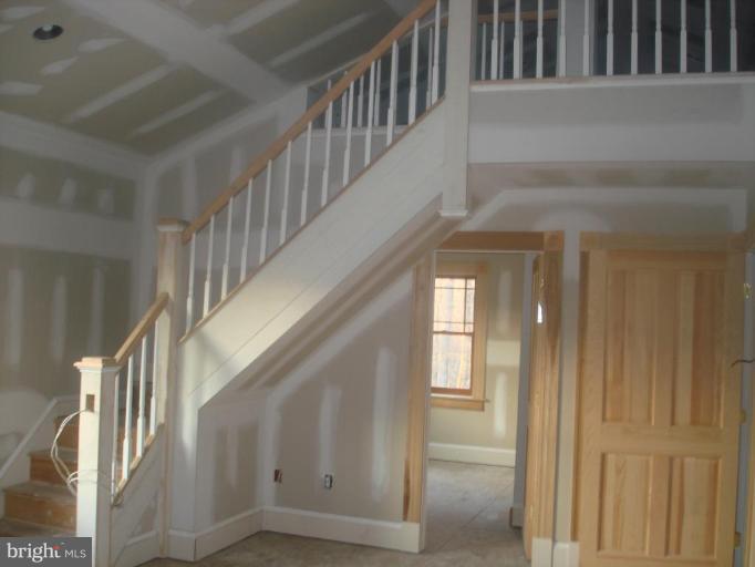 10225 Old Court Road Woodstock, MD 21163 - Photo 17 of 29 Apartment Living Room