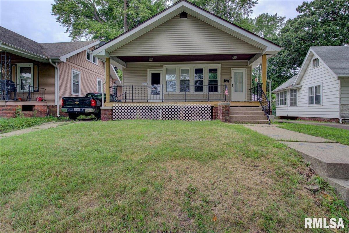 2237 Yale Boulevard Springfield, IL 62703 - Photo 2 of 24