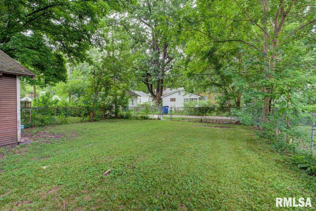 2237 Yale Boulevard Springfield, IL 62703 - Photo 21 of 24
