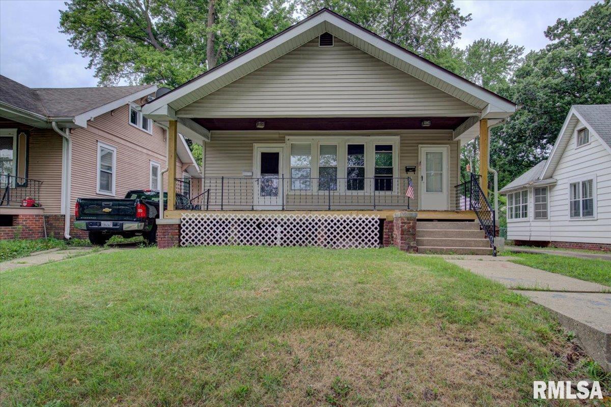 2237 Yale Boulevard Springfield, IL 62703 - Photo 3 of 24