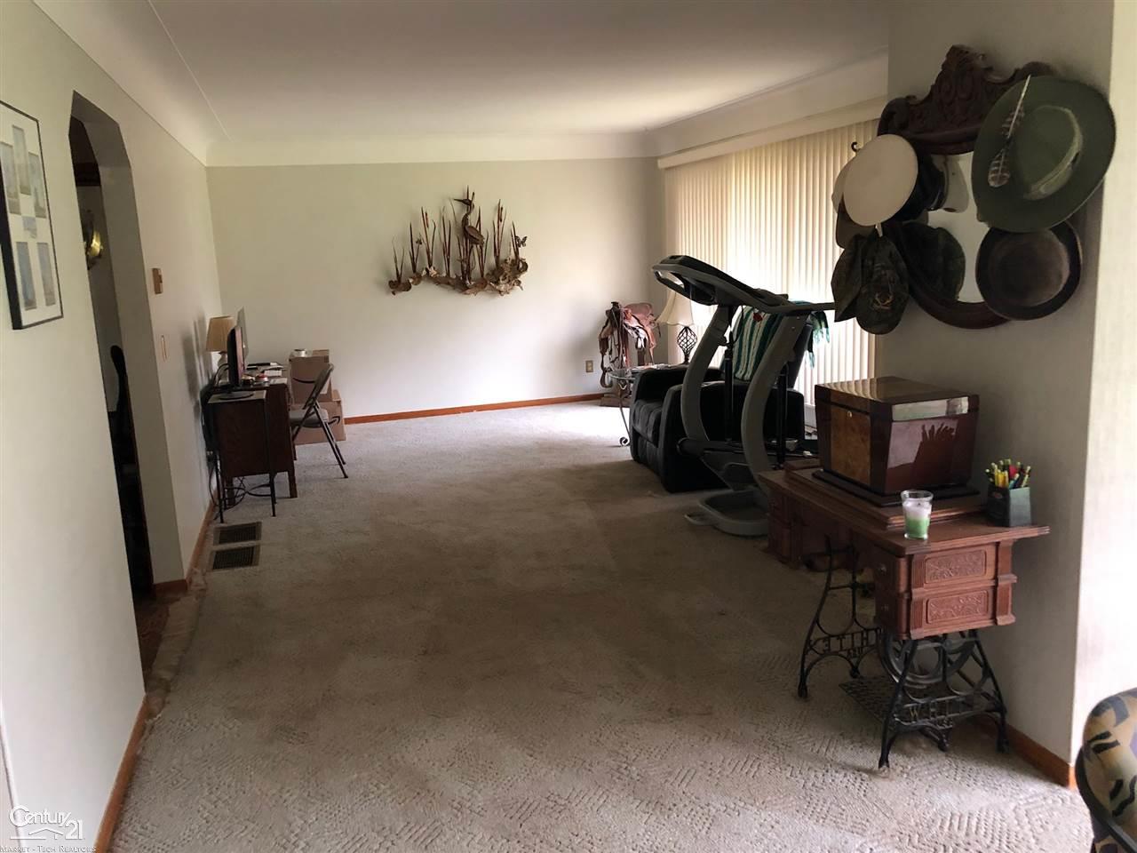 7676 Frith Road Columbus, MI 48063 - Photo 12 of 17 50020558-11.JPG