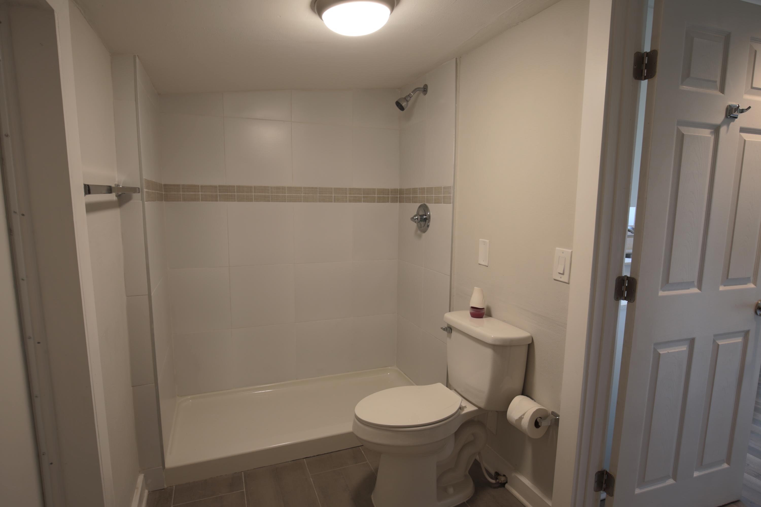 255 Southeast Salerno Road Stuart, FL 34997 - Photo 13 of 17 255 SE Salerno Rd