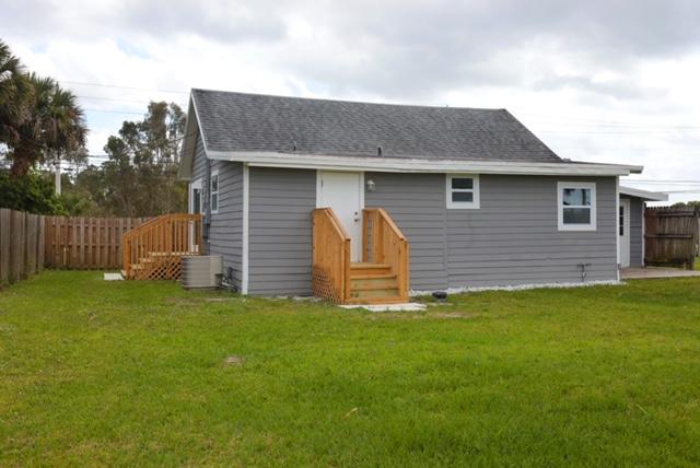 255 Southeast Salerno Road Stuart, FL 34997 - Photo 2 of 17 255 SE Salerno Rd