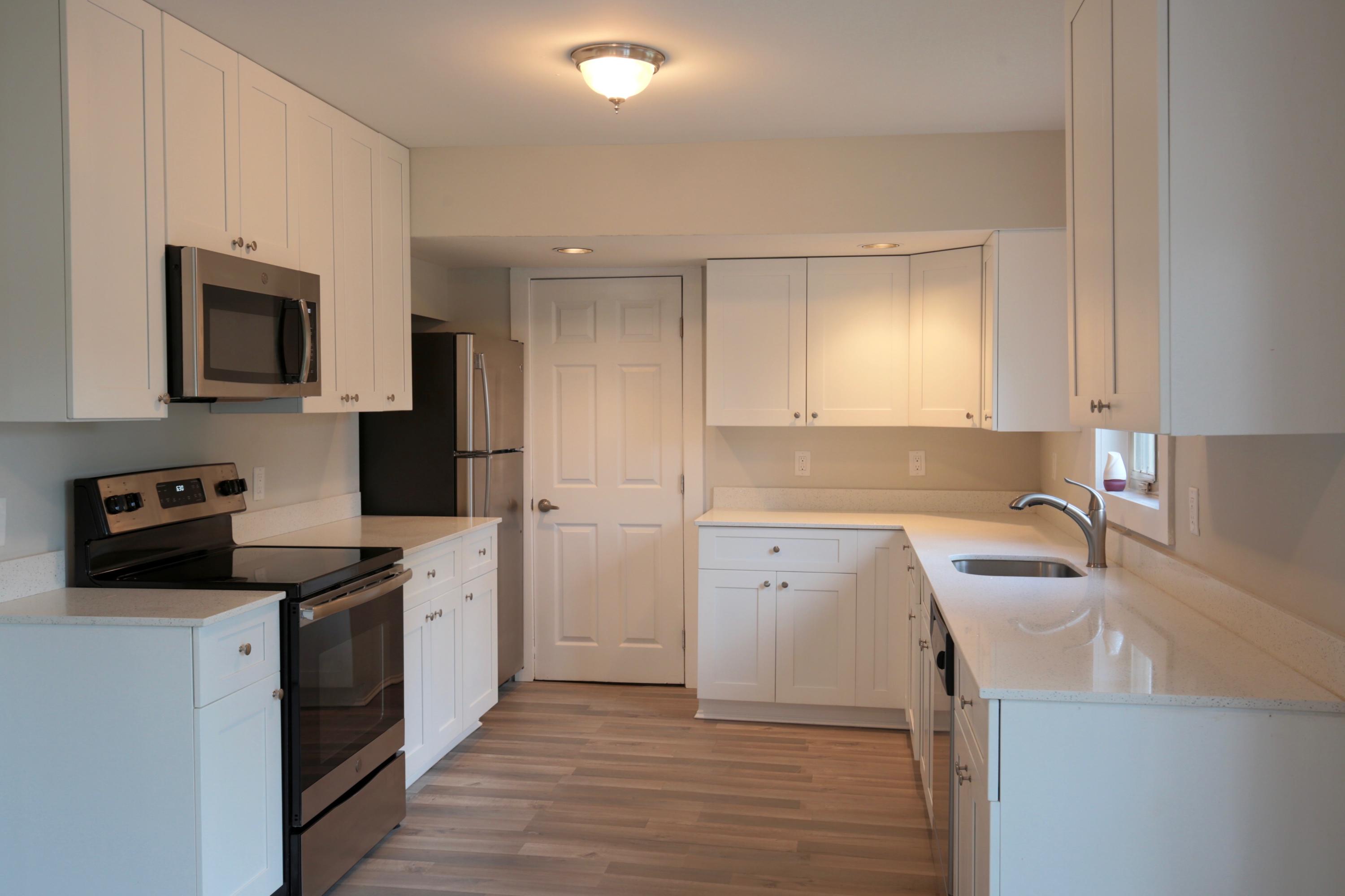 255 Southeast Salerno Road Stuart, FL 34997 - Photo 3 of 17 255 SE Salerno Rd