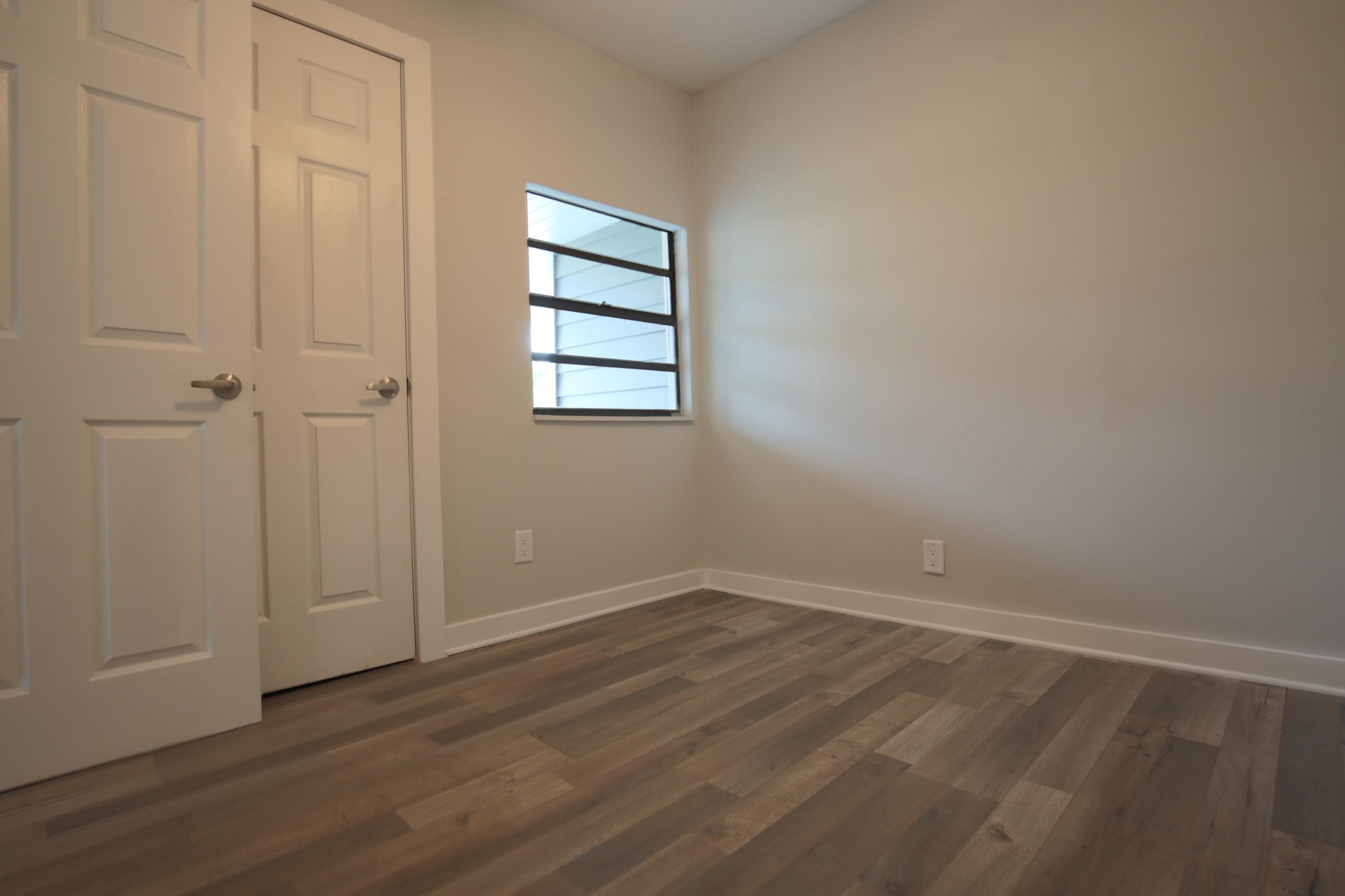 255 Southeast Salerno Road Stuart, FL 34997 - Photo 10 of 17 255 SE Salerno Rd