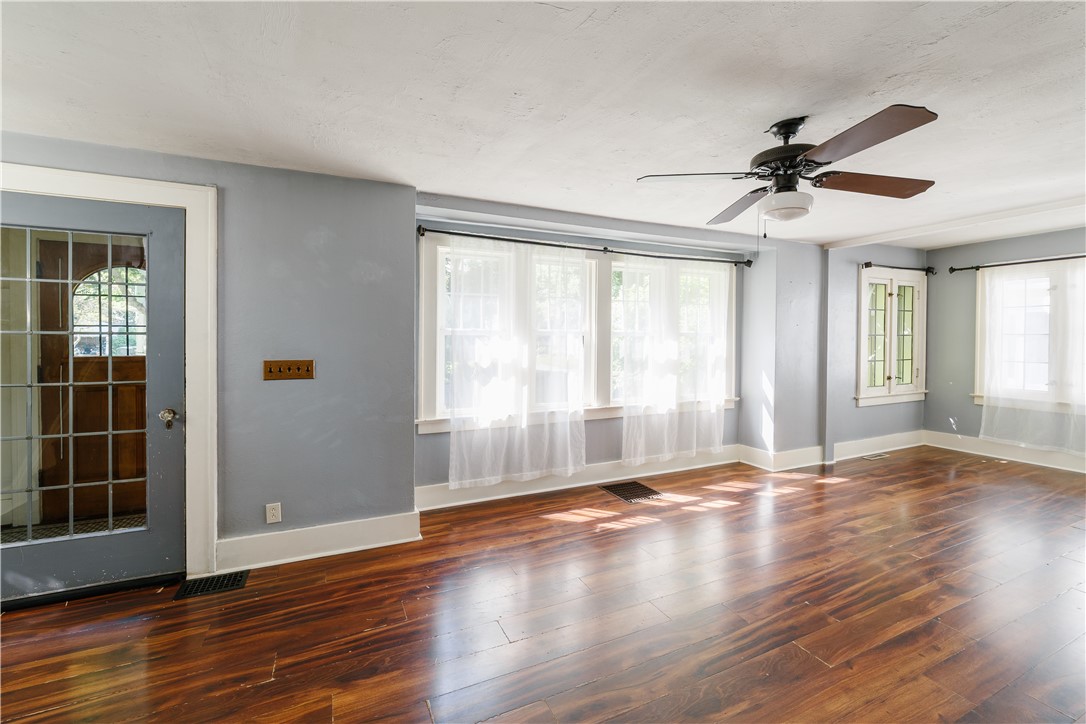 52 Indiana Street Rochester, NY 14609 - Photo 4 of 32