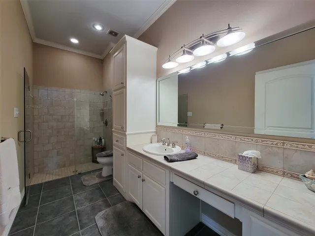 $1,200,000 | 939 Old Nelsonville Road, Bellville, TX 77418