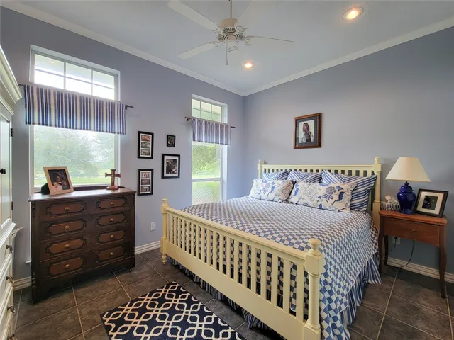 $1,200,000 | 939 Old Nelsonville Road, Bellville, TX 77418