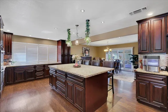 $569,000 | 2255 El Manto Drive, Rancho Cordova, CA 95670