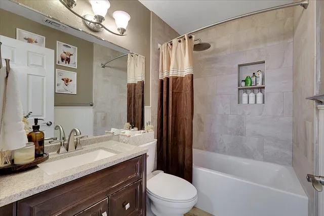 $569,000 | 2255 El Manto Drive, Rancho Cordova, CA 95670