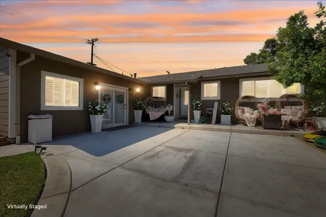 $569,000 | 2255 El Manto Drive, Rancho Cordova, CA 95670