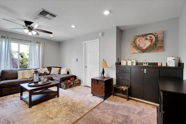 $569,000 | 2255 El Manto Drive, Rancho Cordova, CA 95670