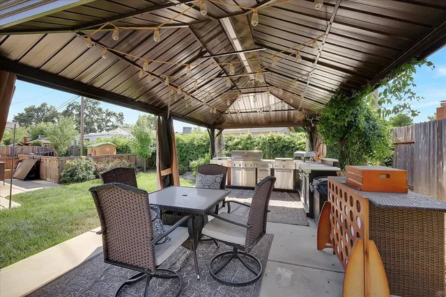 $569,000 | 2255 El Manto Drive, Rancho Cordova, CA 95670