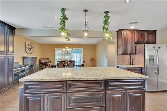 $569,000 | 2255 El Manto Drive, Rancho Cordova, CA 95670