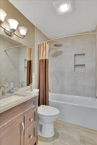 $569,000 | 2255 El Manto Drive, Rancho Cordova, CA 95670